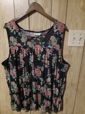 Bobbie Brooks Black Floral Sleeveless Top
